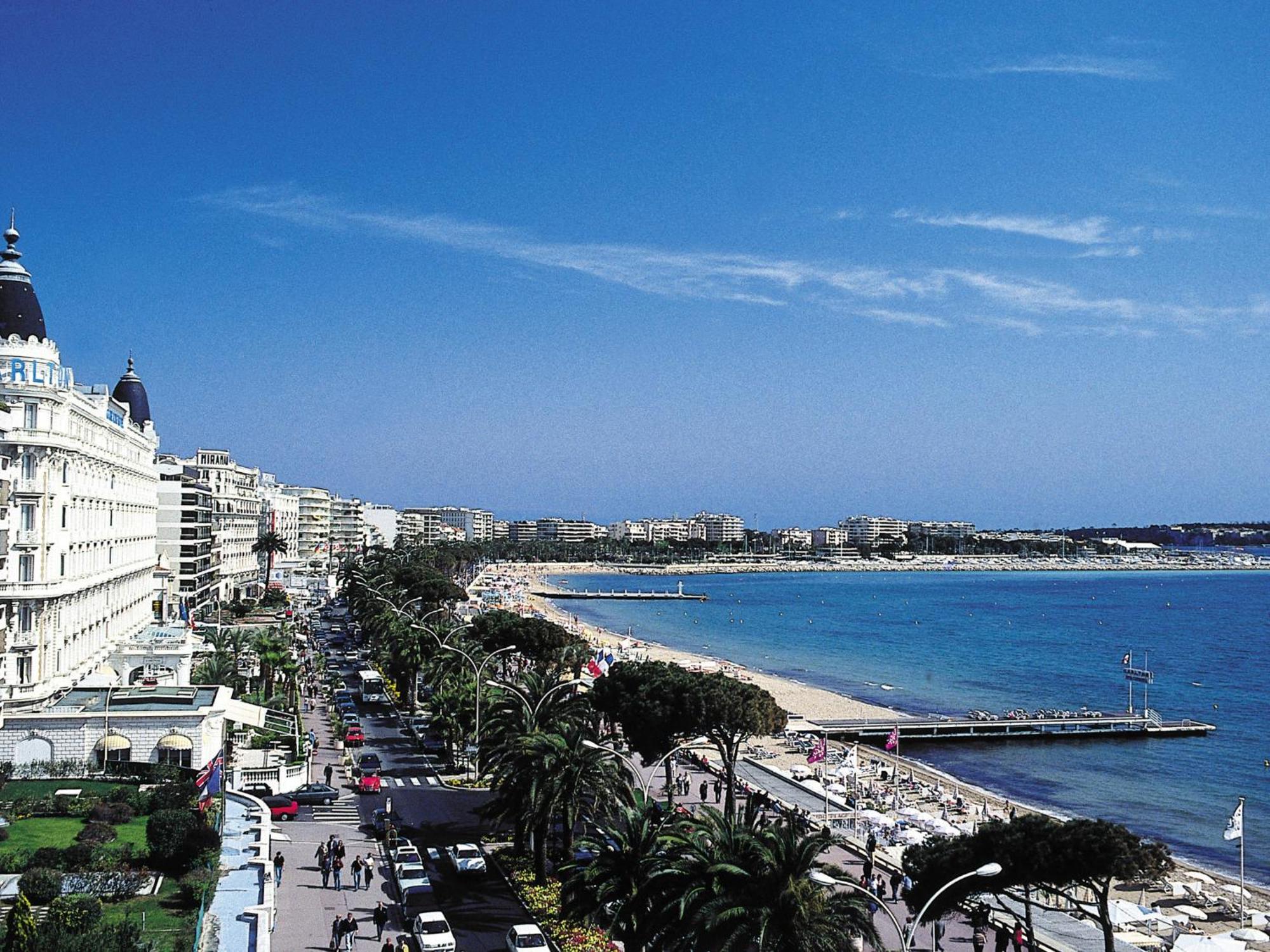 Le Clos Des Caleches By Interhome Appartement Cannes